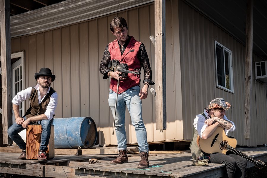 Stückbild - Konzert mit The Trouble Notes & The Saxonz