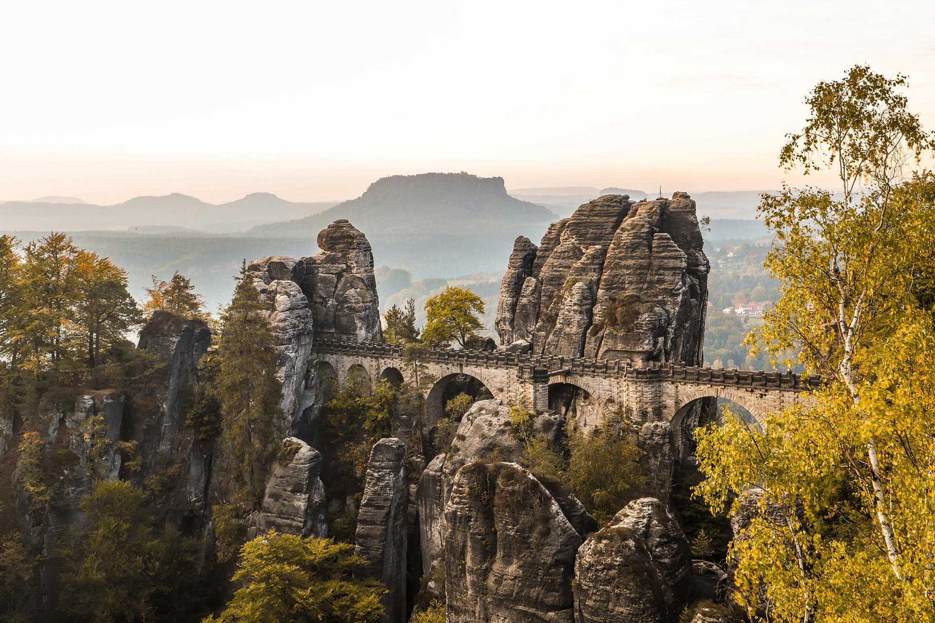 Landesbühnen Sachsen - Gastspielort Staatsweingut Schloss Wackerbarth