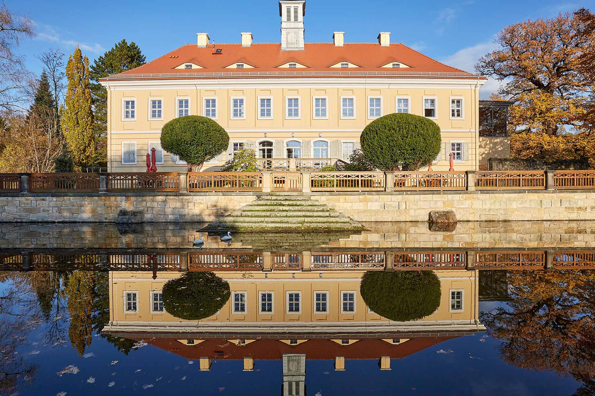 Landesbühnen Sachsen - Gastspielort Staatsweingut Schloss Wackerbarth